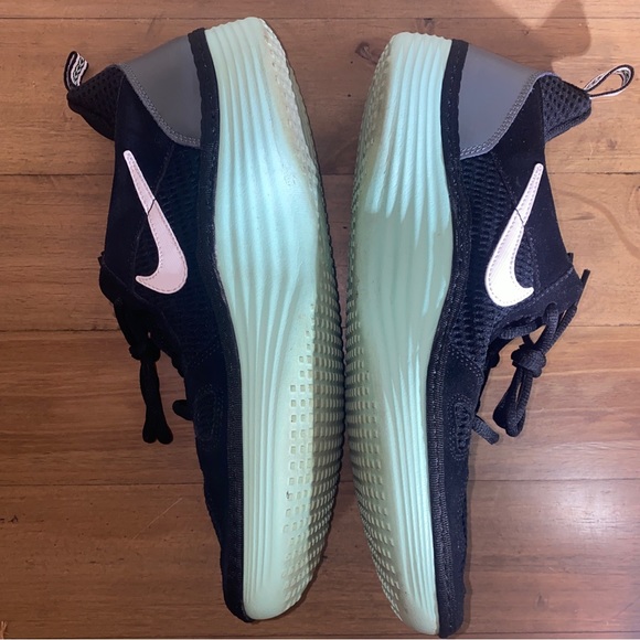 Nike Solarsoft Running Shoes Mens Size 11 US Black Bomber Grey Teal 631409-010 - Picture 11 of 11